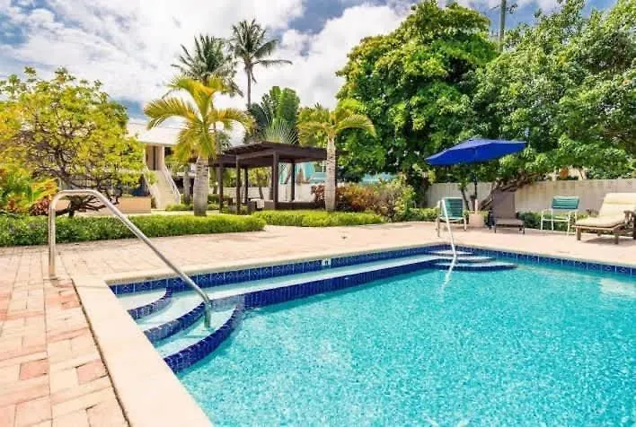 Apartment Beach Living At Island Pine Villas Blf Seven Mile Beach