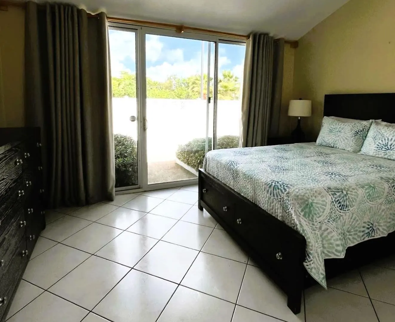 Beach Living At Island Pine Villas Blf Seven Mile Beach 0*,  Cayman Islands